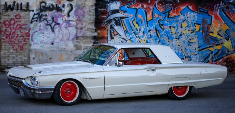 Classic Rent OÜ - Ford Thunderbird 1964